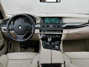 Road Rover мультимедийное устройство для автомобиля BMW 5 (F10) 2011+